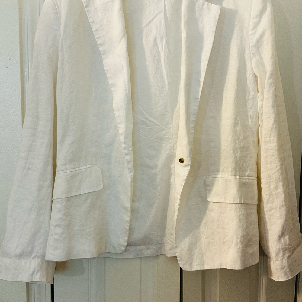 Women's White Blazer